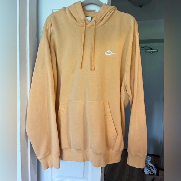 Nike hoodie sweatshirt - Picture 2 of 3